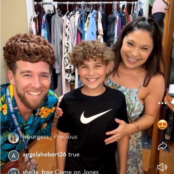 SheSellResale is LIVE! $3 Fast & Fabulous Train! Plus a $25 Poshmark Gift card! - Picture 12 of 14